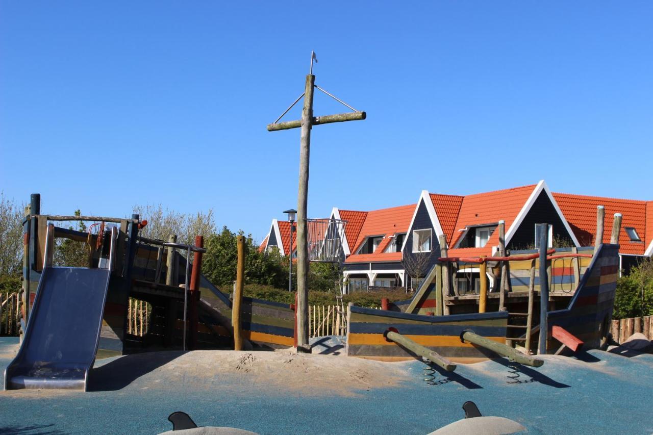 Hotel De Zeeuwse Kust เรอเนสเซอ ภายนอก รูปภาพ