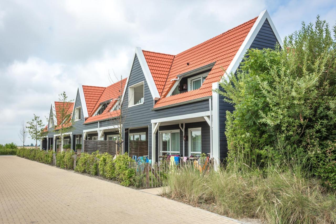 Hotel De Zeeuwse Kust เรอเนสเซอ ภายนอก รูปภาพ